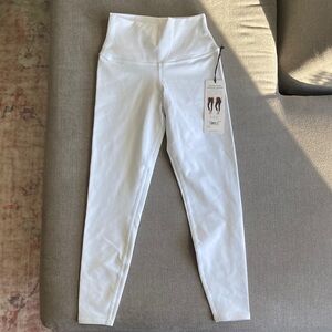 7/8 High-Waisted White Leggings
